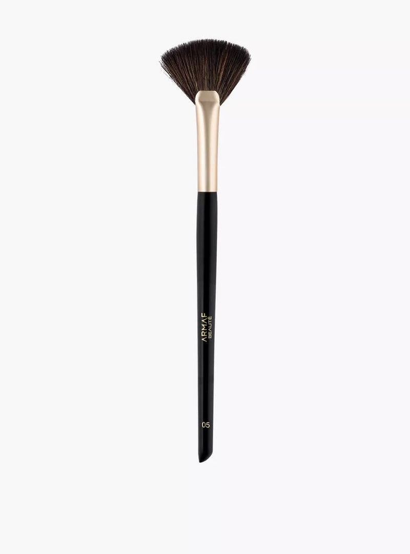 Armaf Beaute Fan Brush 05