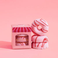 NCLA Beauty Bath Treats Bath Bomb 65g x 3 Set Strawberry Cupcake