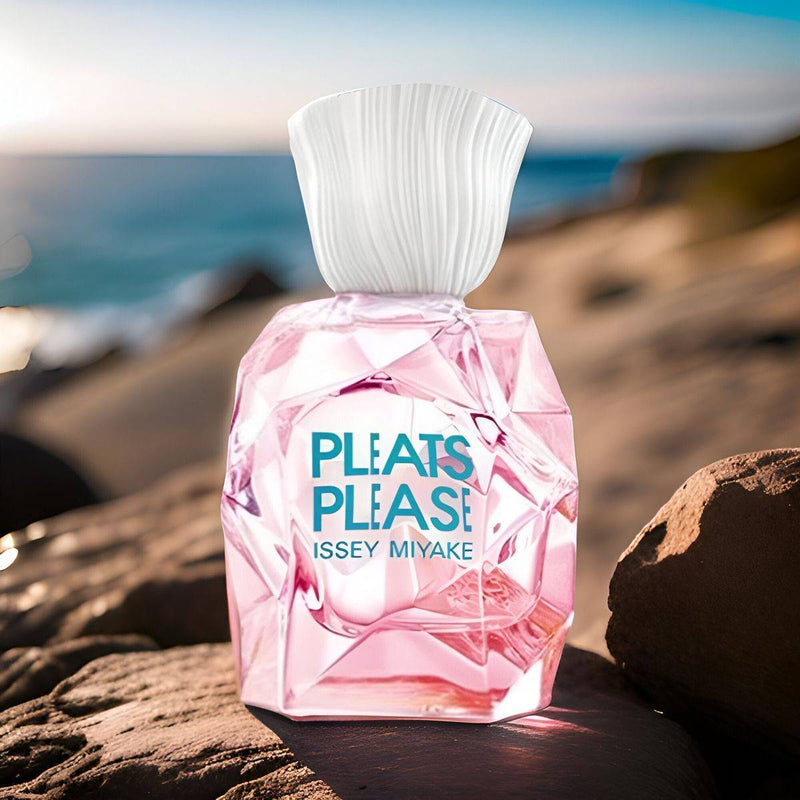 Issey Miyake Pleats Please In Bloom Limited Edition Eau de Toilette 50ml