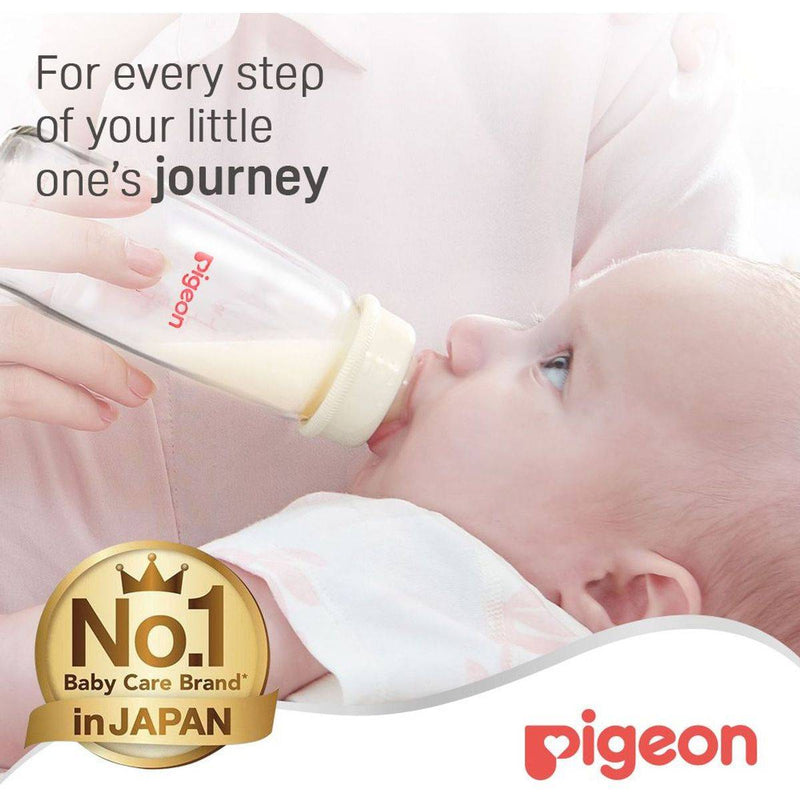 Pigeon Glass Feeding Bottle Transparent Cap 200ml