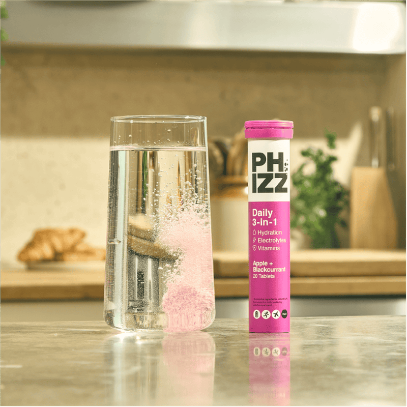 Phizz Daily 3-In-1 Hydration Electrolytes & Vitamins 20 Effervescent Tablets Apple & Blackcurrant