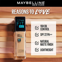 كريم أساس سائل فيت مي مطفأ اللمعة + لإخفاء المسام من Maybelline، درجة 220 بيج طبيعي