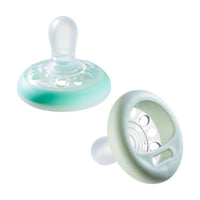 Tommee Tippee Breast Like Orthodontic Soother Glow at Night 0-6 Months 2 Pieces