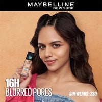 كريم أساس سائل فيت مي مطفأ اللمعة + لإخفاء المسام من Maybelline، درجة 220 بيج طبيعي