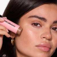 قلم كنتور MCoBeauty فاتح/متوسط