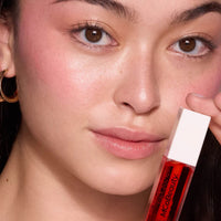 MCoBeauty زيت الشفاه المعالج المرطب باللون الأحمر الشفاف